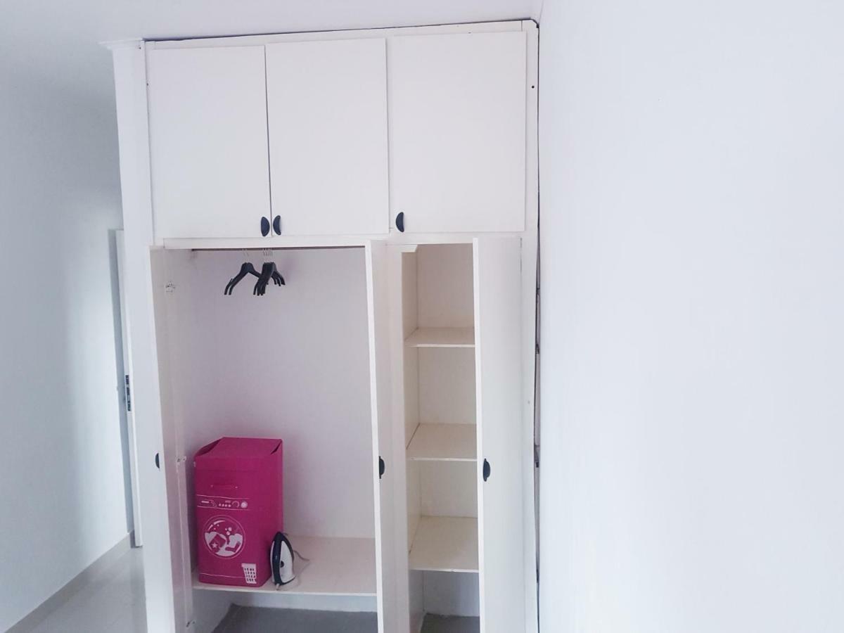 Appartement Makepe Bm 2 Дуала Екстер'єр фото