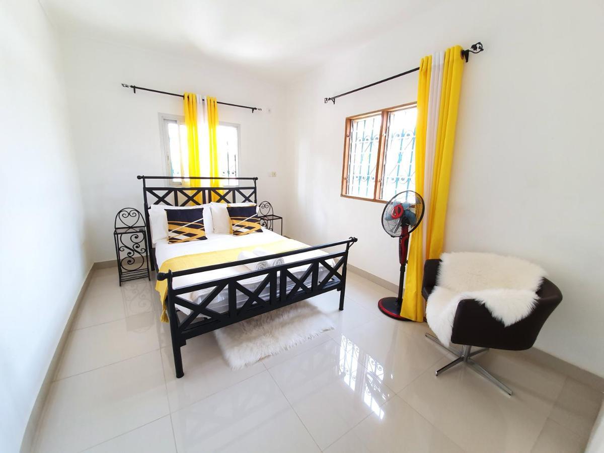 Appartement Makepe Bm 2 Дуала Екстер'єр фото