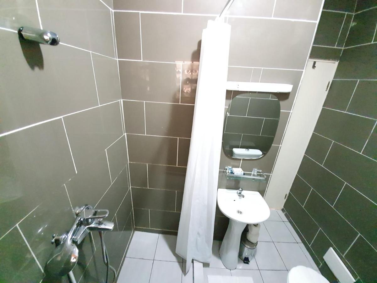 Appartement Makepe Bm 2 Дуала Екстер'єр фото